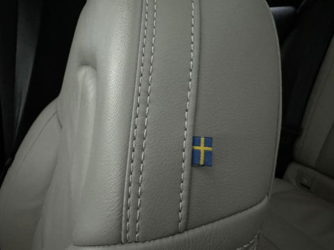 Volvo XC40 1.5 T4 Recharge Inscription Pano Leer Carplay Camera