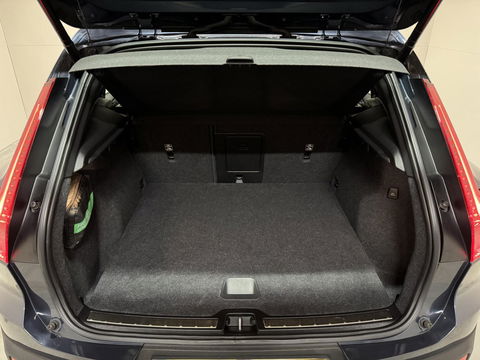 Volvo XC40 1.5 T4 Recharge Inscription Pano Leer Carplay Camera