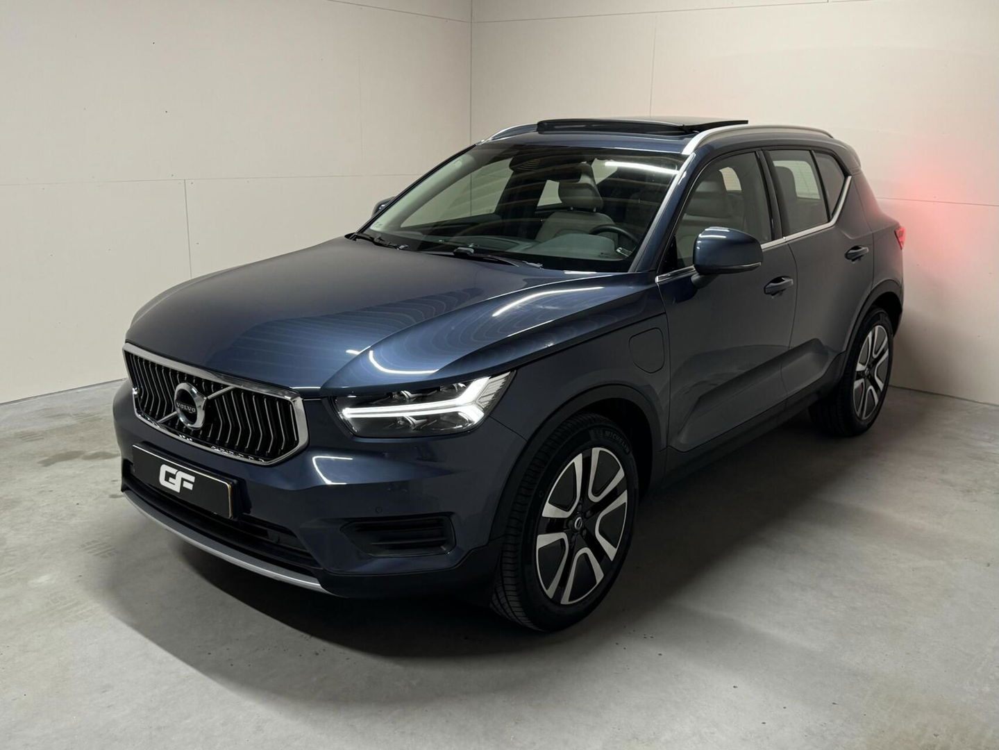 Volvo XC40 1.5 T4 Recharge Inscription Pano Leer Carplay Camera