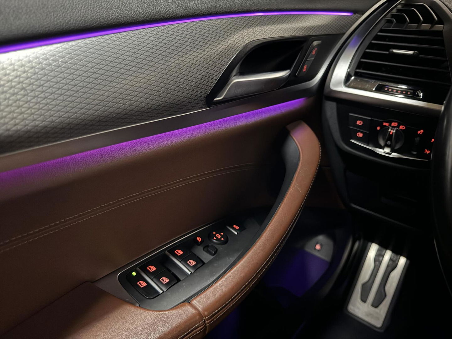 BMW X3 xDrive30e M-Sport Pano Leer Camera HUD Trekh. Sfeer NAP