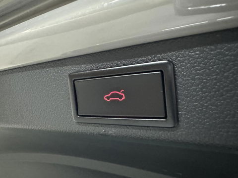 Škoda Superb Combi 1.4 TSI iV Sportline Pano Canton Memory Sfeer Camera