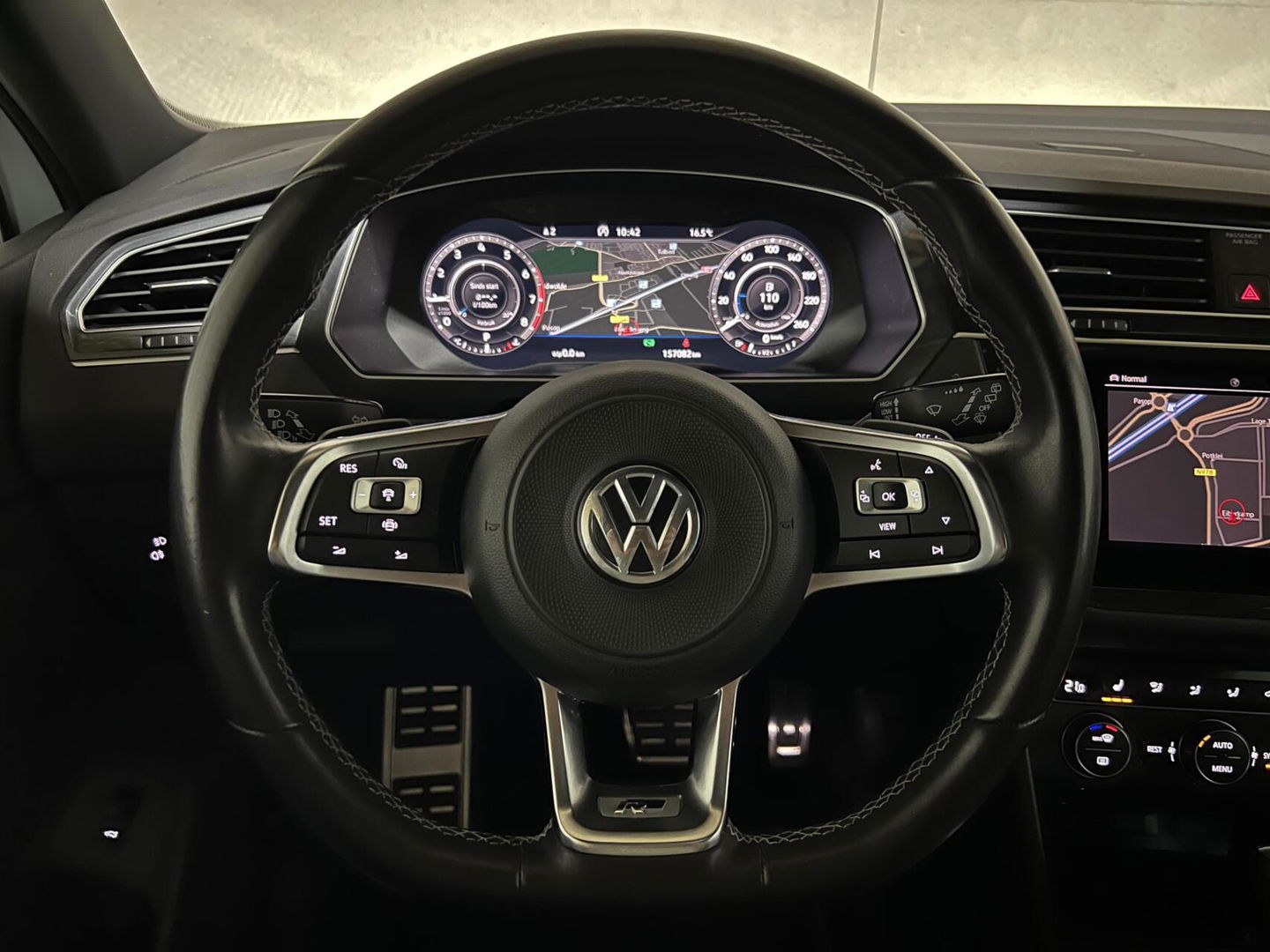 Volkswagen Tiguan 1.5 TSI R-Line Black Edition Pano Virtual Dynaudio 360° NAP