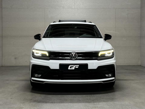Volkswagen Tiguan 1.5 TSI R-Line Black Edition Pano Virtual Dynaudio 360° NAP