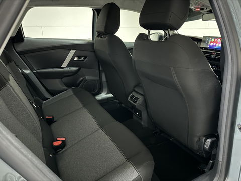 Citroën C4 1.2 Hybrid Automaat Carplay Cruise Navi Trekh. Fabrieksgarantie