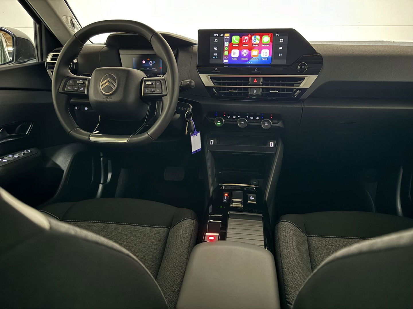 Citroën C4 1.2 Hybrid Automaat Carplay Cruise Navi Trekh. Fabrieksgarantie