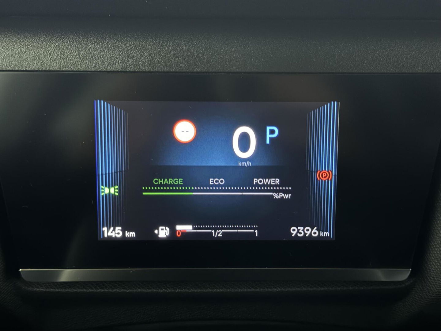 Citroën C4 1.2 Hybrid Automaat Carplay Cruise Navi Trekh. Fabrieksgarantie