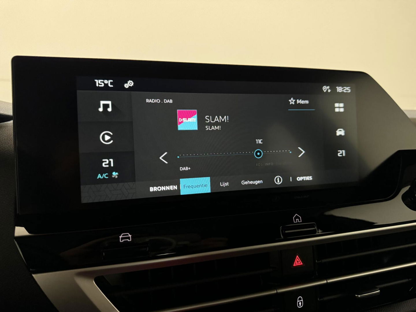 Citroën C4 1.2 Hybrid Automaat Carplay Cruise Navi Trekh. Fabrieksgarantie