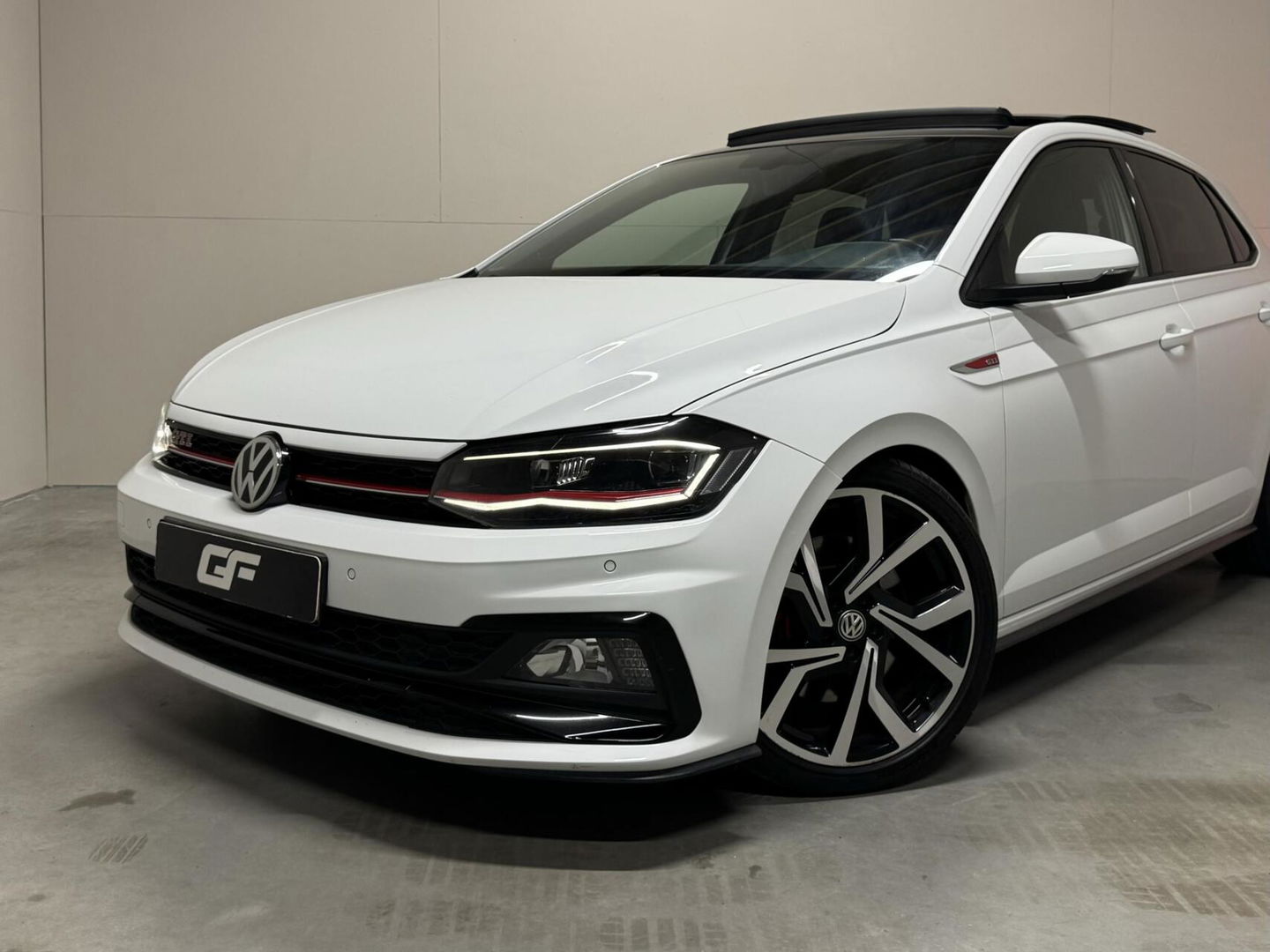 Volkswagen Polo 2.0 TSI GTI Pano DSG Virtual Beats Camera Carplay