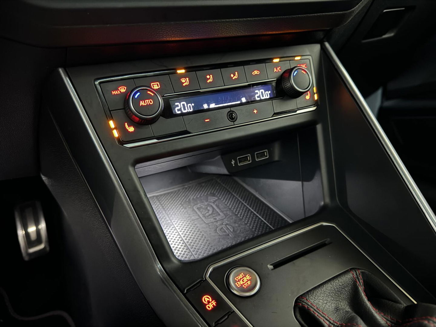 Volkswagen Polo 2.0 TSI GTI Pano DSG Virtual Beats Camera Carplay