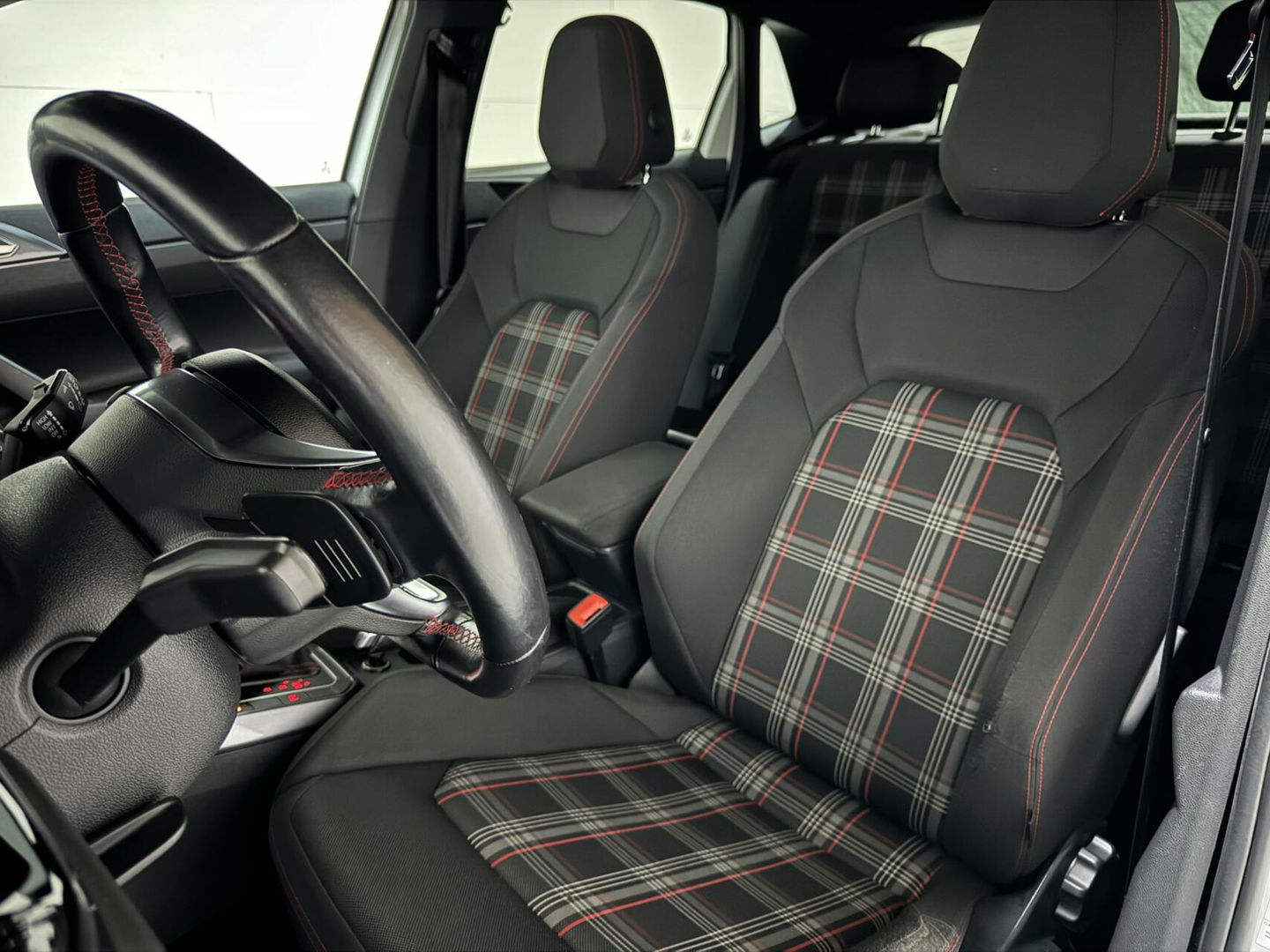 Volkswagen Polo 2.0 TSI GTI Pano DSG Virtual Beats Camera Carplay