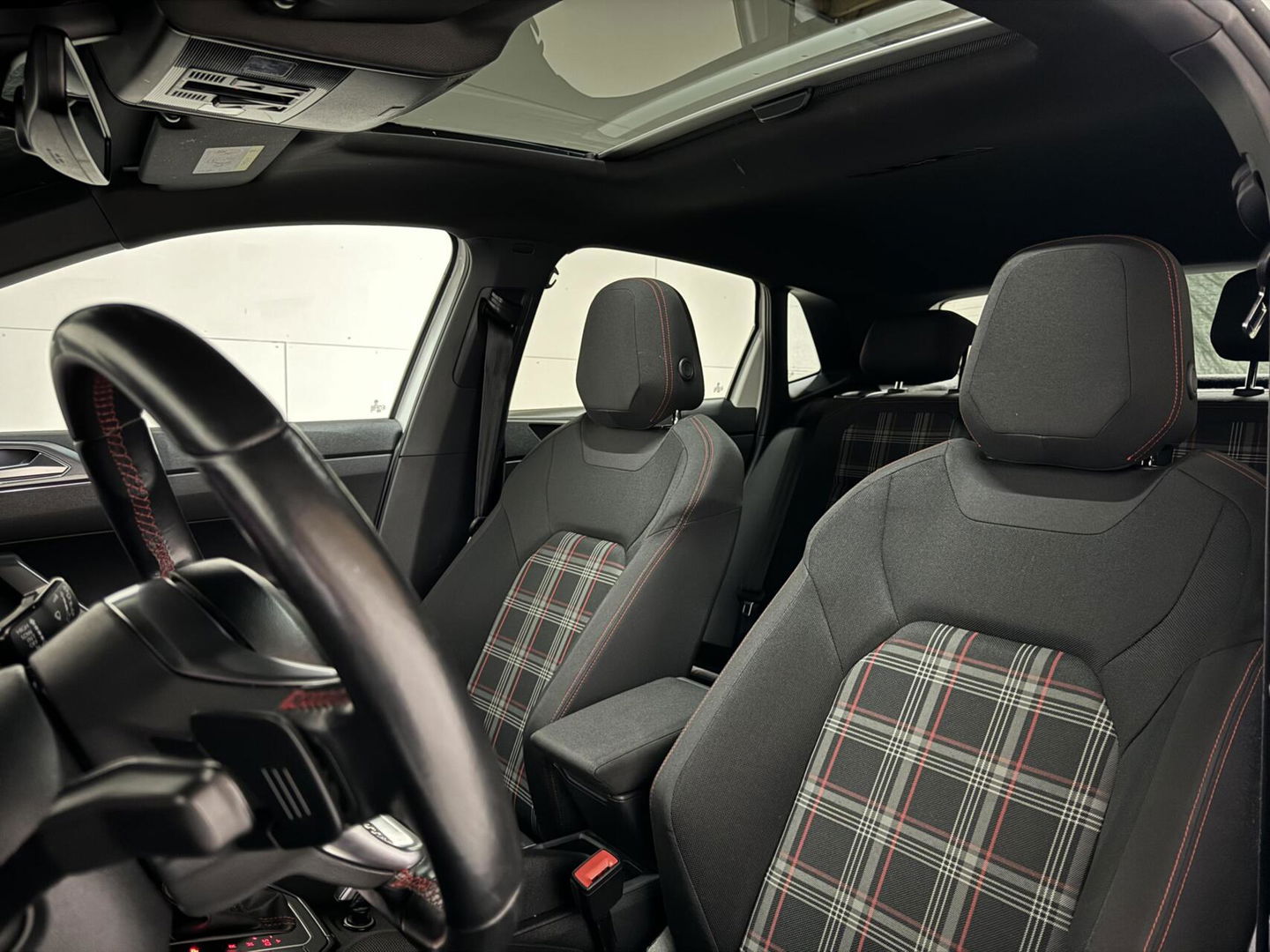 Volkswagen Polo 2.0 TSI GTI Pano DSG Virtual Beats Camera Carplay