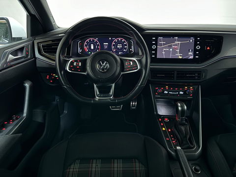 Volkswagen Polo 2.0 TSI GTI Pano DSG Virtual Beats Camera Carplay