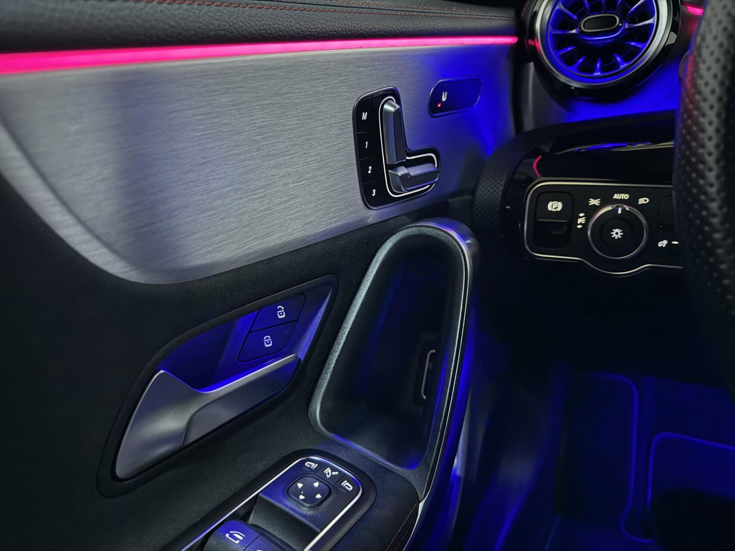 Mercedes-Benz CLA AMG Pano Sfeer Memory Widescreen NAP