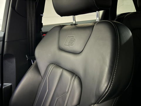 Audi A6 Avant 55 TFSI e Quattro Competition S-Line Pano HUD 360º Sfeer Leer Trekh.