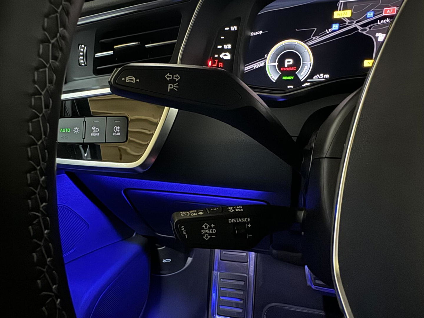 Audi A6 Avant 55 TFSI e Quattro Competition S-Line Pano HUD 360º Sfeer Leer Trekh.