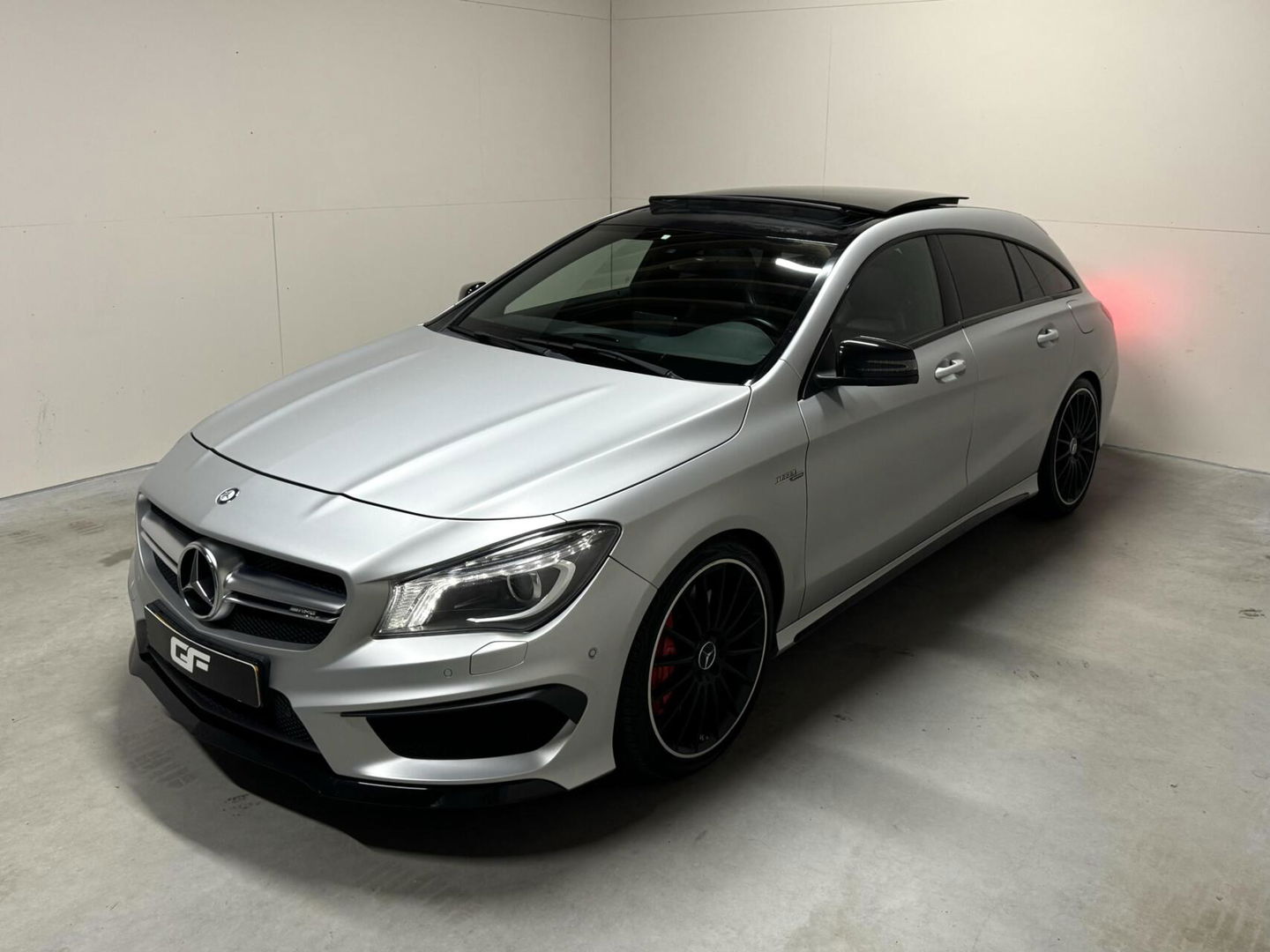 Mercedes-Benz CLA Shooting Brake AMG 45 4MATIC Pano Leer Memory