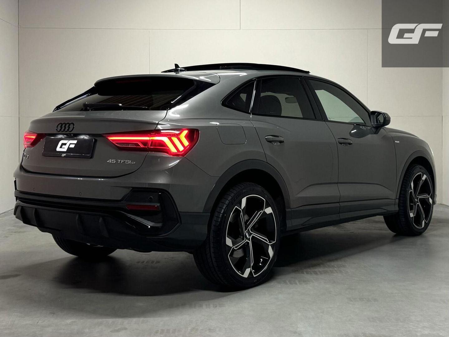 Audi Q3 Sportback 45 TFSI e Black Edition Pano Sonos 360º ACC Trekh.