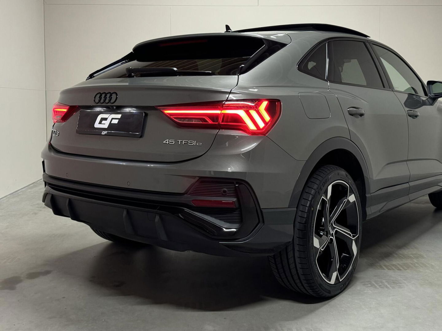 Audi Q3 Sportback 45 TFSI e Black Edition Pano Sonos 360º ACC Trekh.