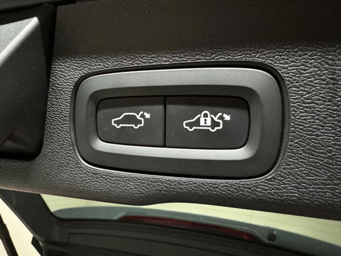 Volvo XC60 2.0 T8 AWD Polestar Engineered Pano H/K Autopilot Camera