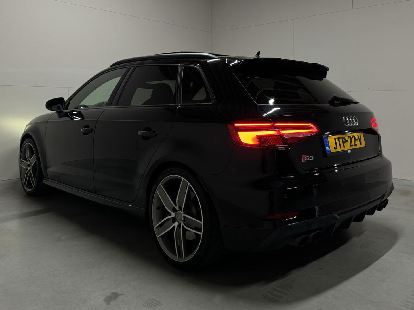 Audi S3 2.0 TFSI S3 Quattro Pano RS Seats B&O Virtual ACC Sfeerv.