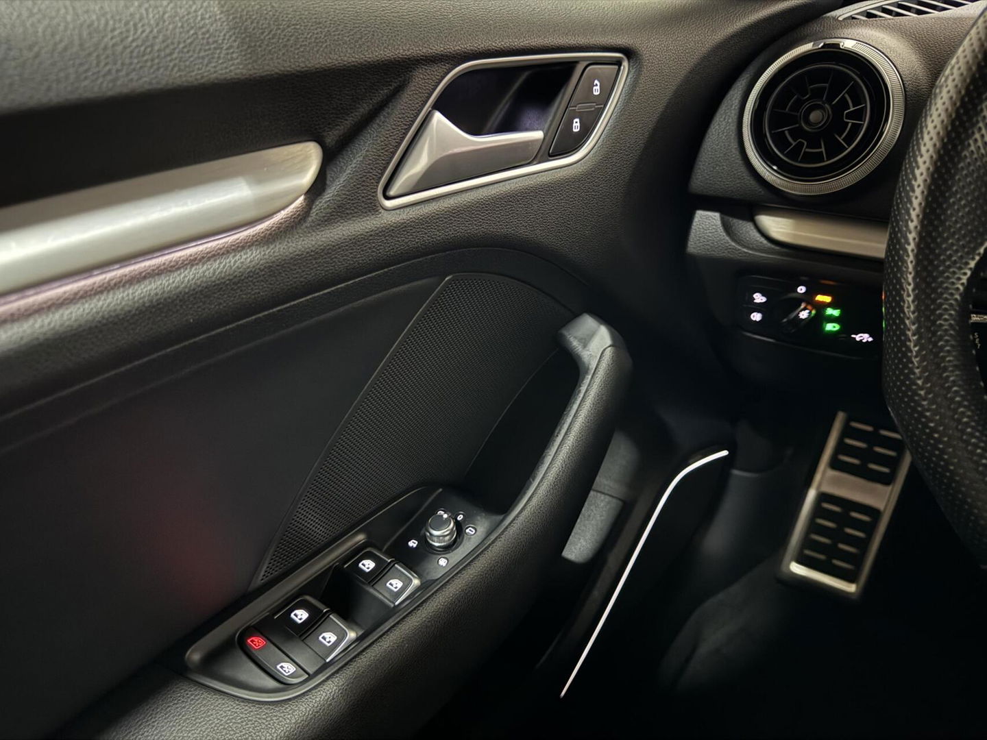 Audi S3 2.0 TFSI S3 Quattro Pano RS Seats B&O Virtual ACC Sfeerv.