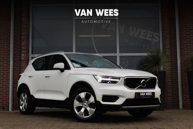 Volvo XC40 - 1.5 T3 Momentum Pro | 1e eigenaar | NL auto | Inc btw | LED | Navi | 18 inch | Trekhaak | Half leer | 163 pk