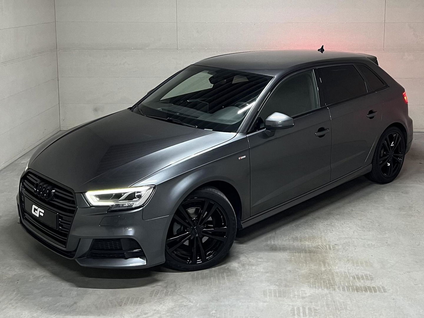Audi A3 Sportback 35 TFSI 150PK S-Line Black Edition Virtual