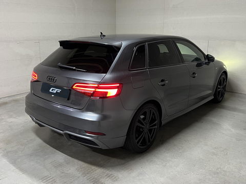 Audi A3 Sportback 35 TFSI 150PK S-Line Black Edition Virtual