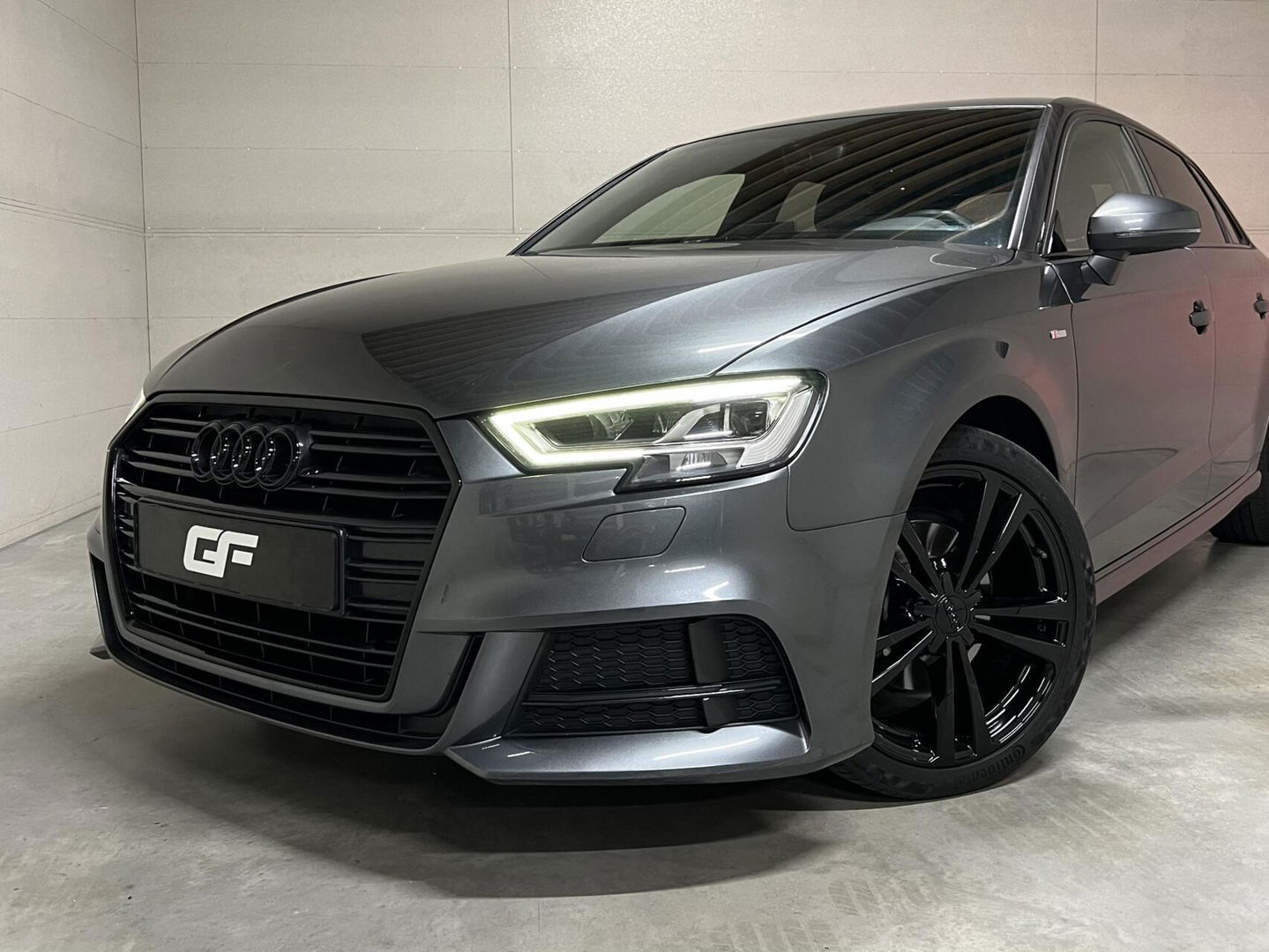 Audi A3 Sportback 35 TFSI 150PK S-Line Black Edition Virtual