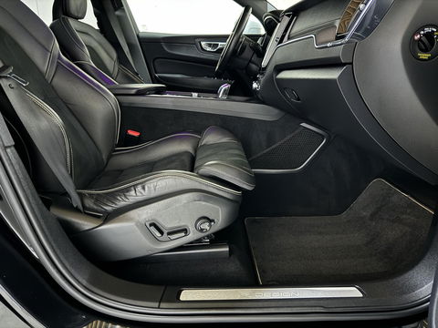 Volvo XC60 2.0 T8 Twin Engine AWD R-Design Luchtv. Pano H/K HUD 360°