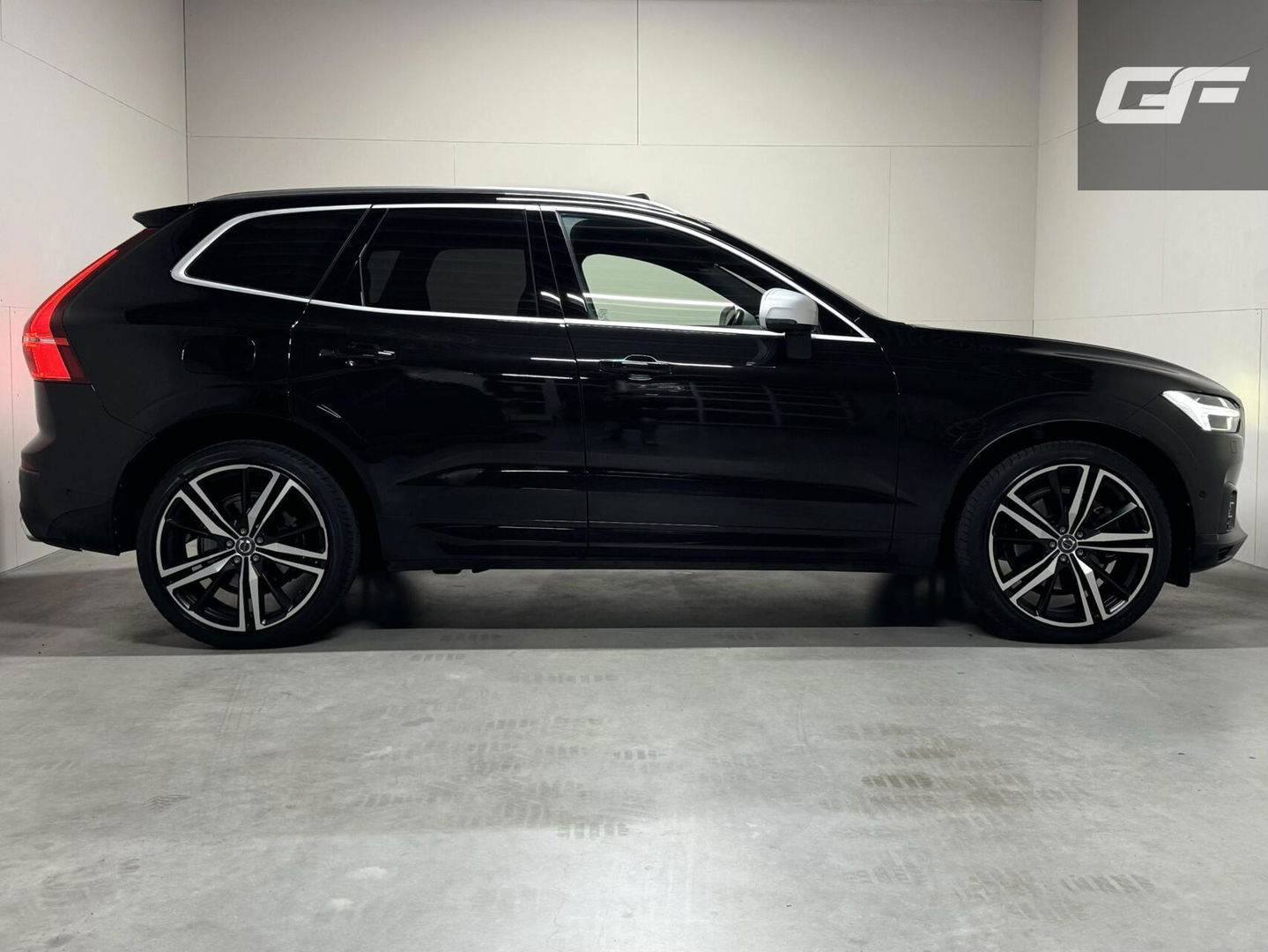 Volvo XC60 2.0 T8 Twin Engine AWD R-Design Luchtv. Pano H/K HUD 360°