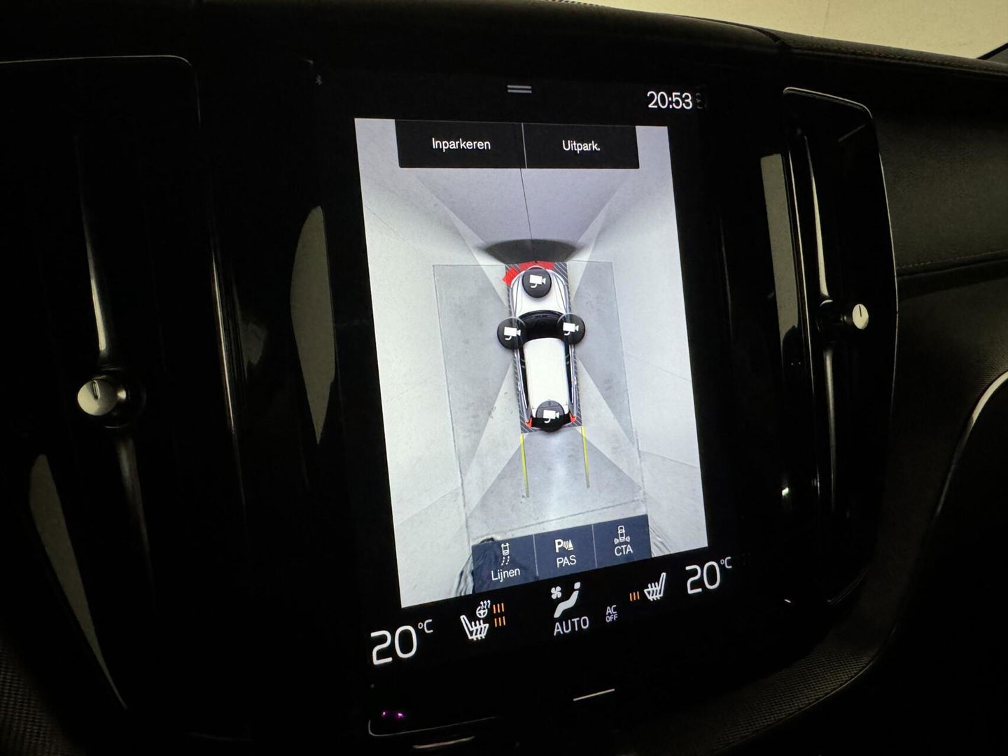 Volvo XC60 2.0 T8 Twin Engine AWD R-Design Luchtv. Pano H/K HUD 360°