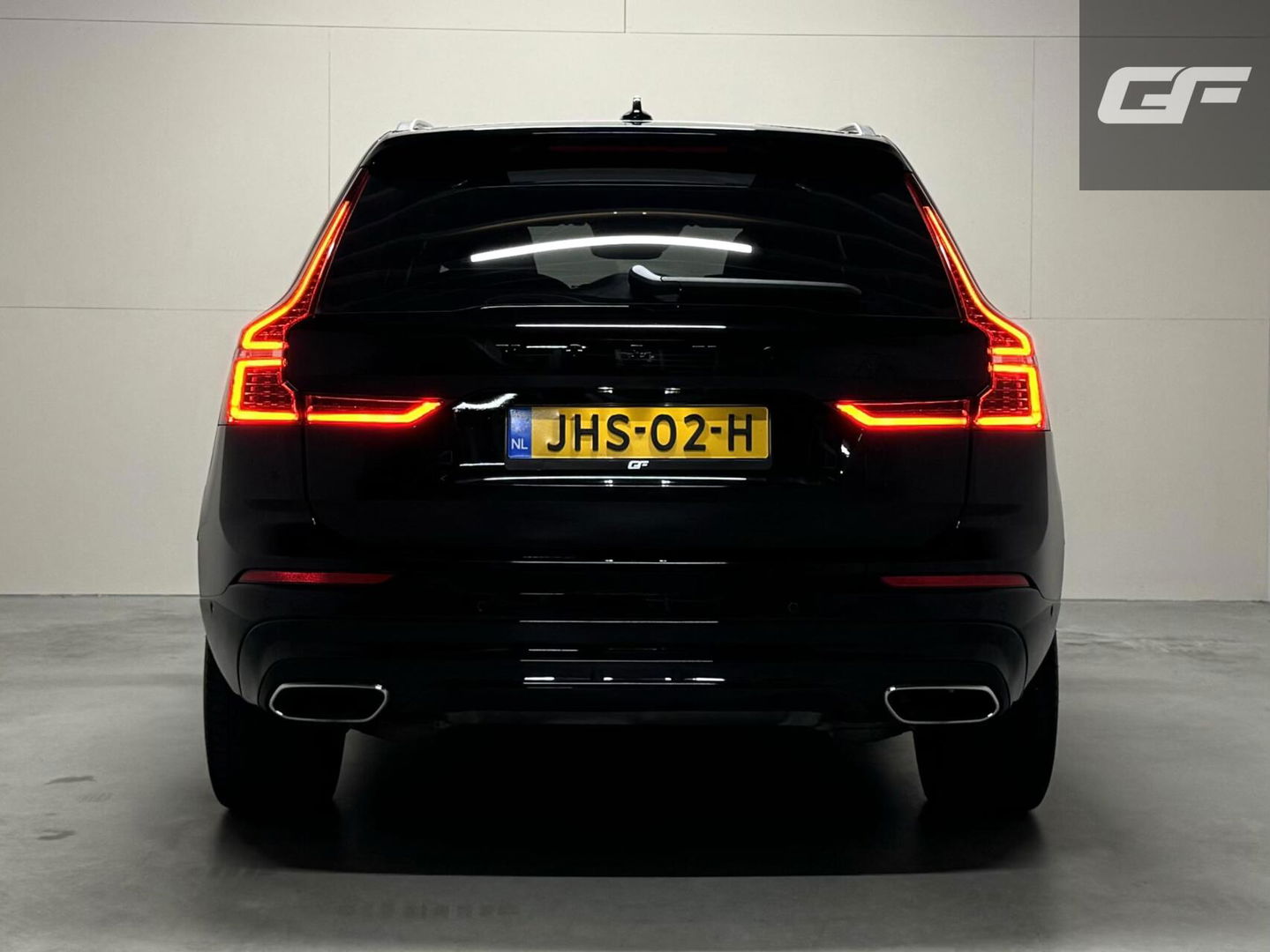 Volvo XC60 2.0 T8 Twin Engine AWD R-Design Luchtv. Pano H/K HUD 360°