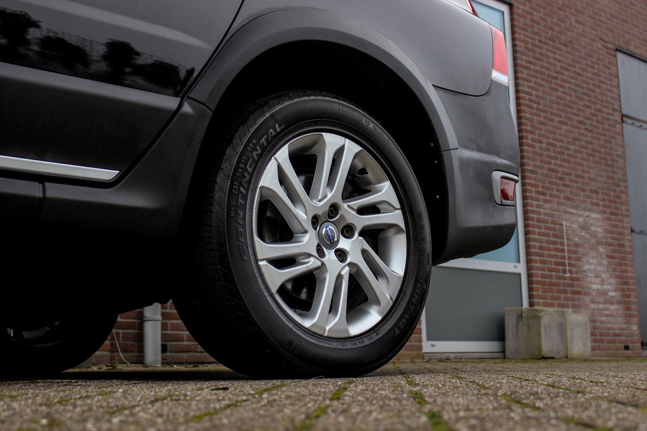 Volvo XC70