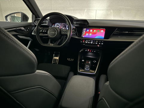 Audi A3 Sportback 35 TFSI S-Line Black Edition Pano CarPlay NAP