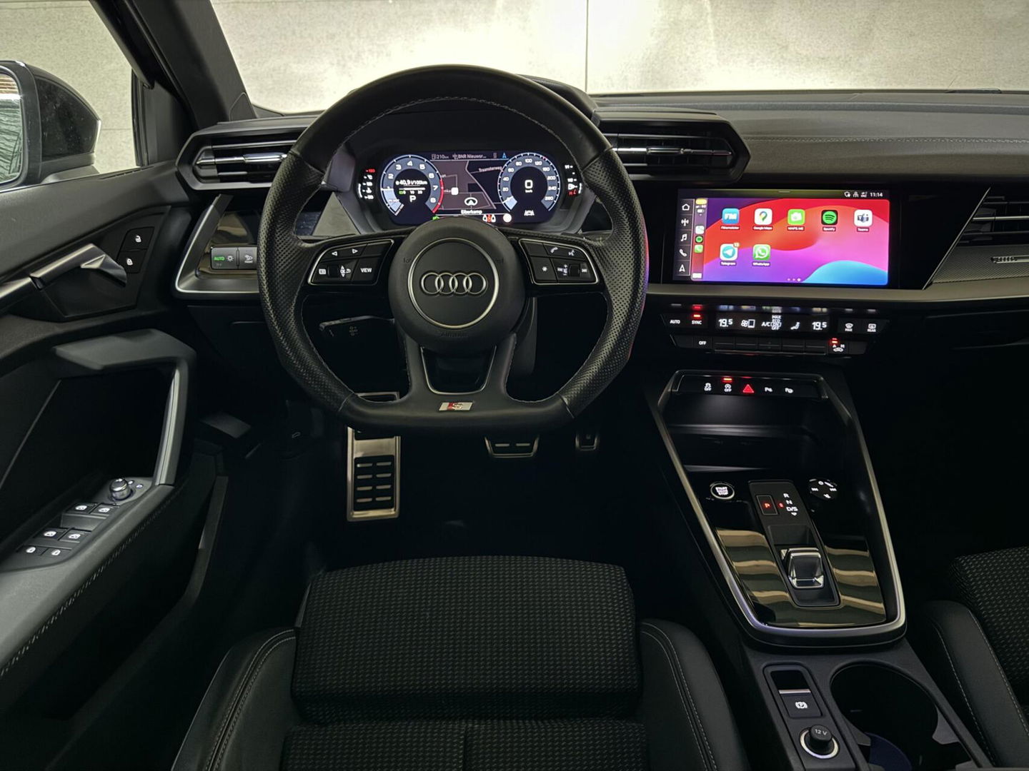 Audi A3 Sportback 35 TFSI S-Line Black Edition Pano CarPlay NAP