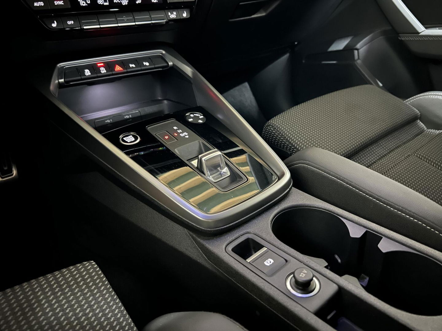 Audi A3 Sportback 35 TFSI S-Line Black Edition Pano CarPlay NAP