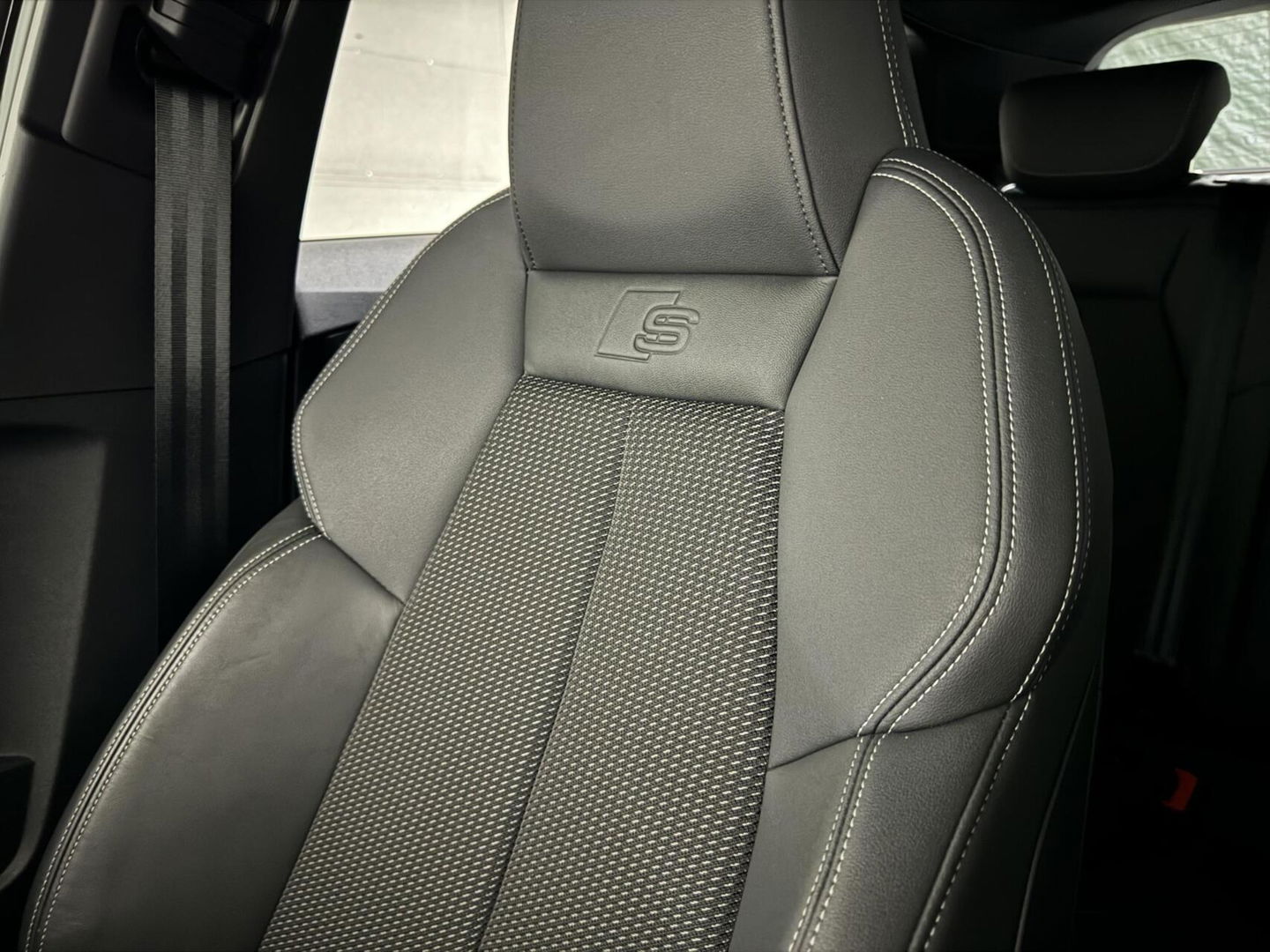 Audi A3 Sportback 35 TFSI S-Line Black Edition Pano CarPlay NAP