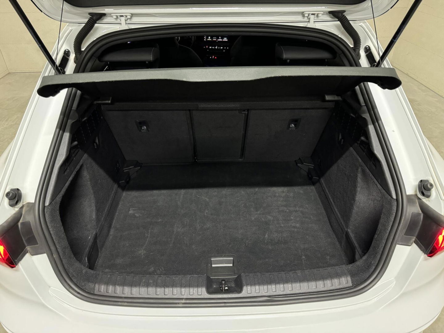 Audi A3 Sportback 35 TFSI S-Line Black Edition Pano CarPlay NAP