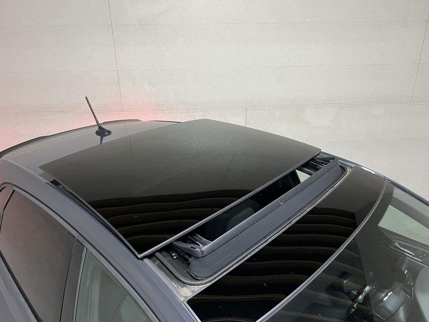 Volkswagen Polo 1.0 TSI 3x R-Line Pano Virtual CarPlay Camera Trekh. NAP