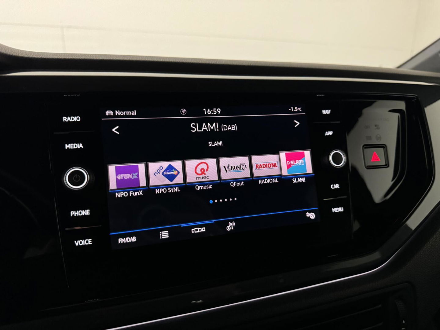 Volkswagen Polo 1.0 TSI 3x R-Line Pano Virtual CarPlay Camera Trekh. NAP