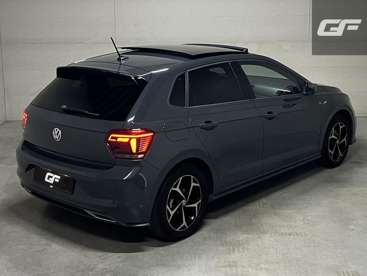 Volkswagen Polo 1.0 TSI 3x R-Line Pano Virtual CarPlay Camera Trekh. NAP