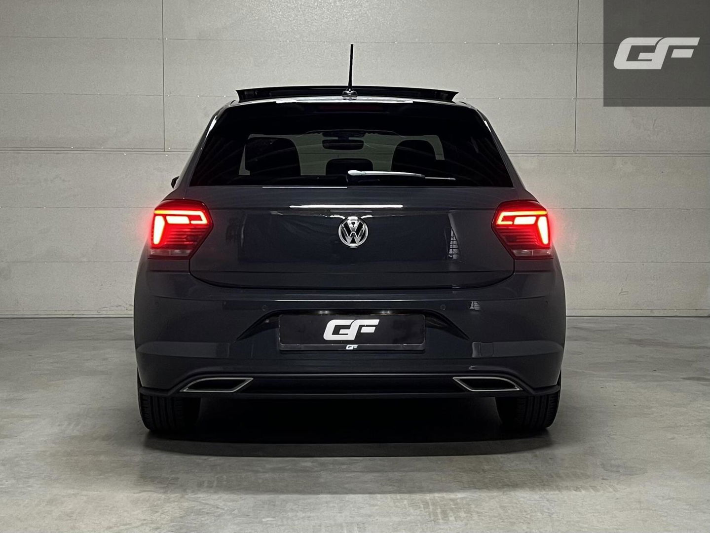 Volkswagen Polo 1.0 TSI 3x R-Line Pano Virtual CarPlay Camera Trekh. NAP