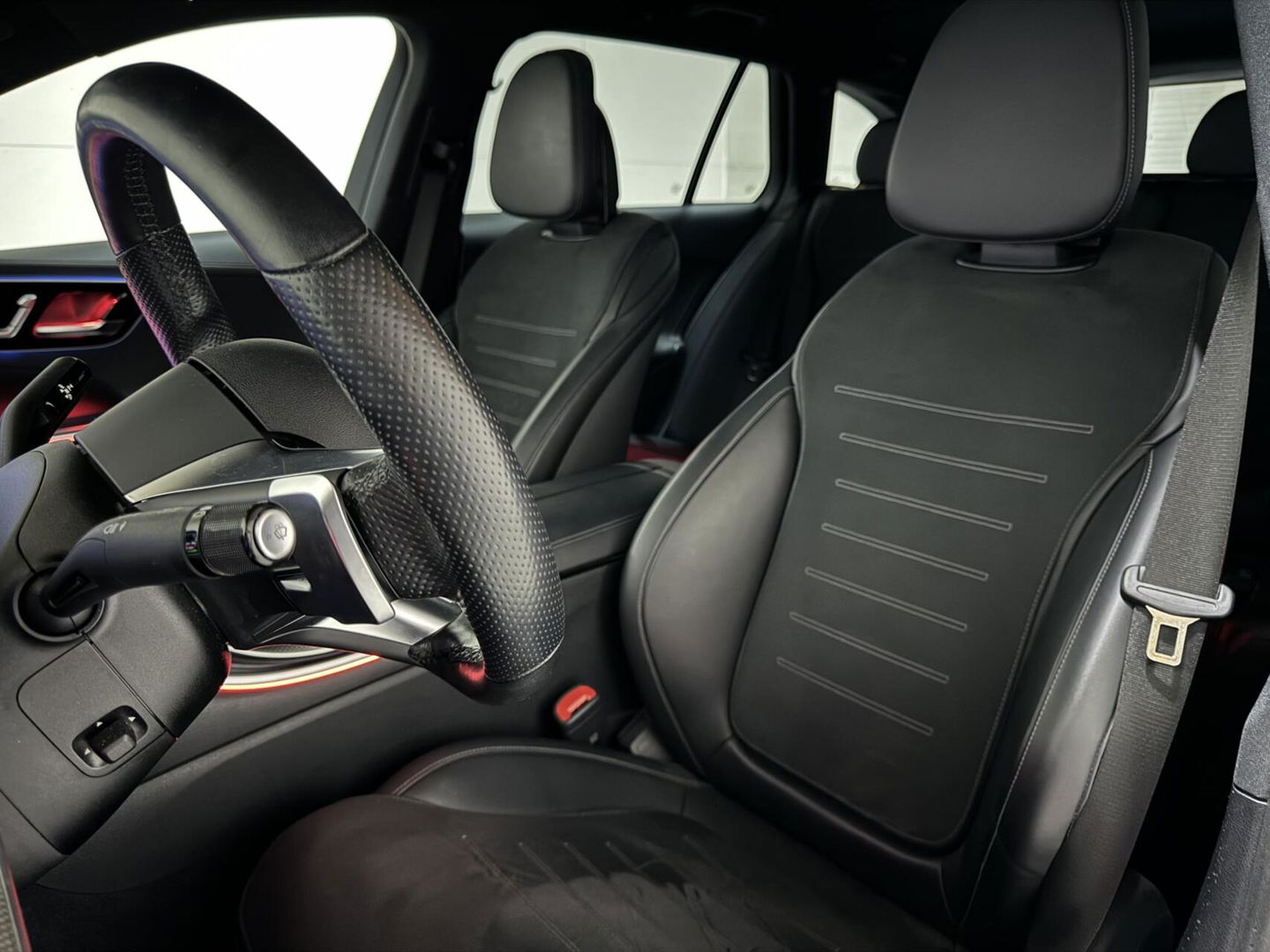 Mercedes-Benz C-Klasse Estate 200 AMG Pano Laser HUD 360° Sfeer Trekh NAP