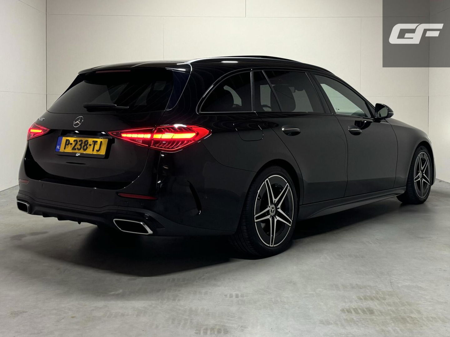 Mercedes-Benz C-Klasse Estate 200 AMG Pano Laser HUD 360° Sfeer Trekh NAP