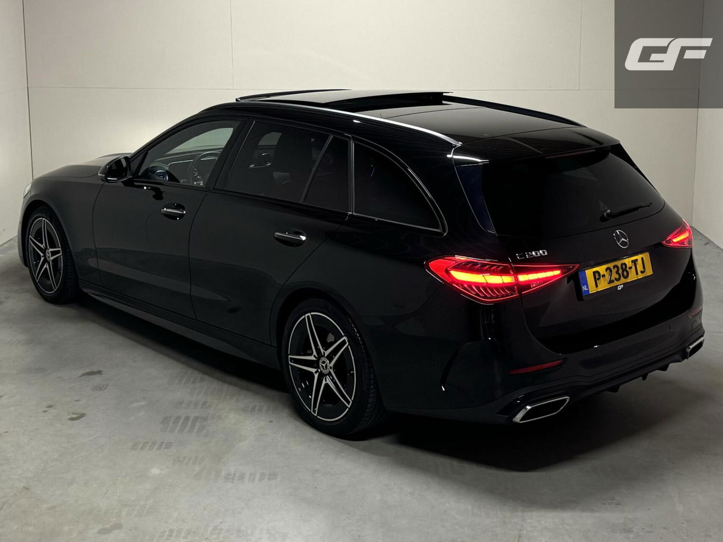 Mercedes-Benz C-Klasse Estate 200 AMG Pano Laser HUD 360° Sfeer Trekh NAP