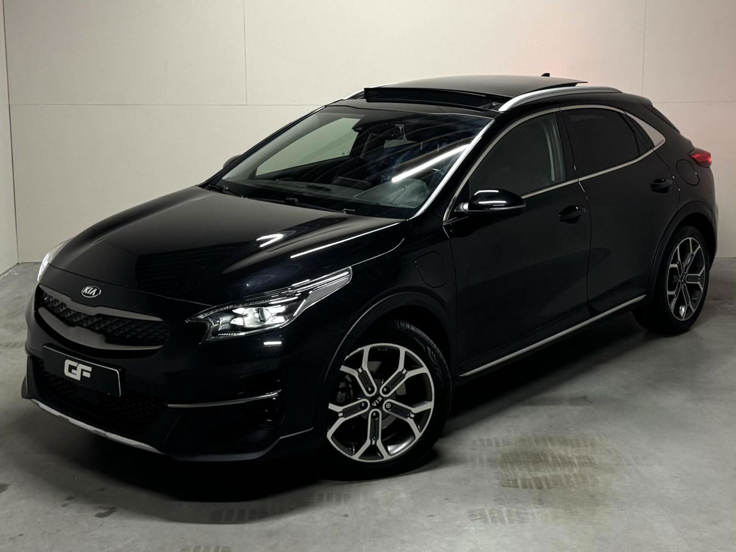 Kia XCeed 1.6 GDi PHEV ExecutiveLine Pano Leer ACC Camera Trekh. NAP