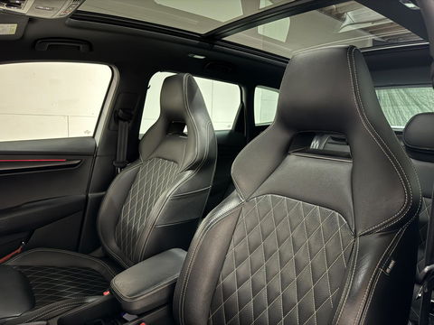 Škoda Karoq 1.5 TSI Sportline Pano Leer Carton Virtual Sfeer Trekh.