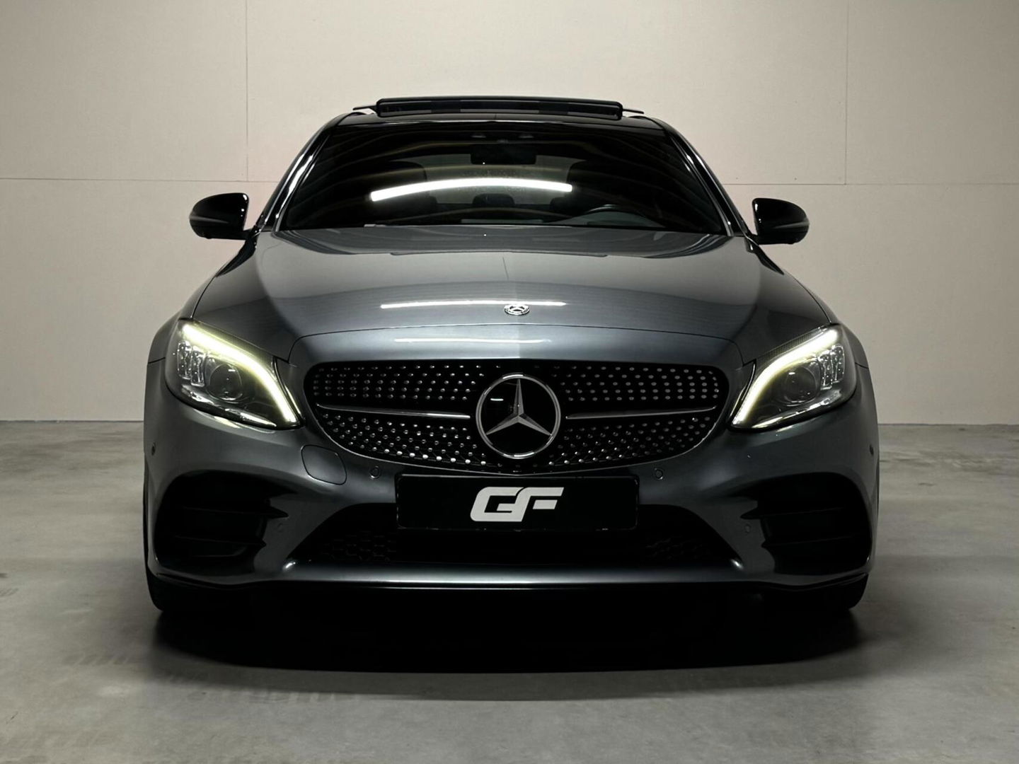 Mercedes-Benz C-Klasse 300e 4MATIC AMG Pano Burmester 360° Luchtvering