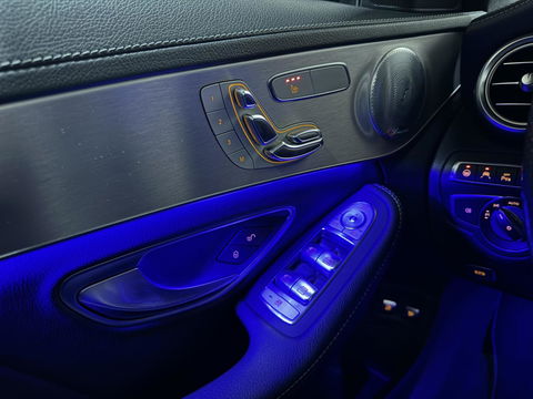 Mercedes-Benz C-Klasse 300e 4MATIC AMG Pano Burmester 360° Luchtvering